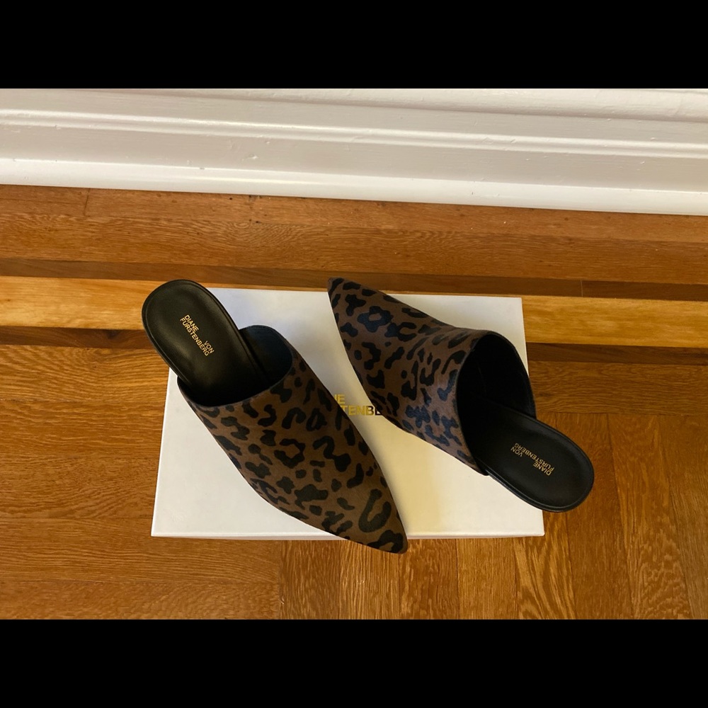 -Leopard-print pumps - Picture 3 of 8